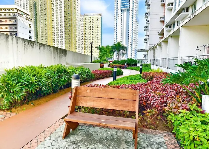 2215t2 Avida Towers It Park 1br Unit Queen Bed 4k Tv *