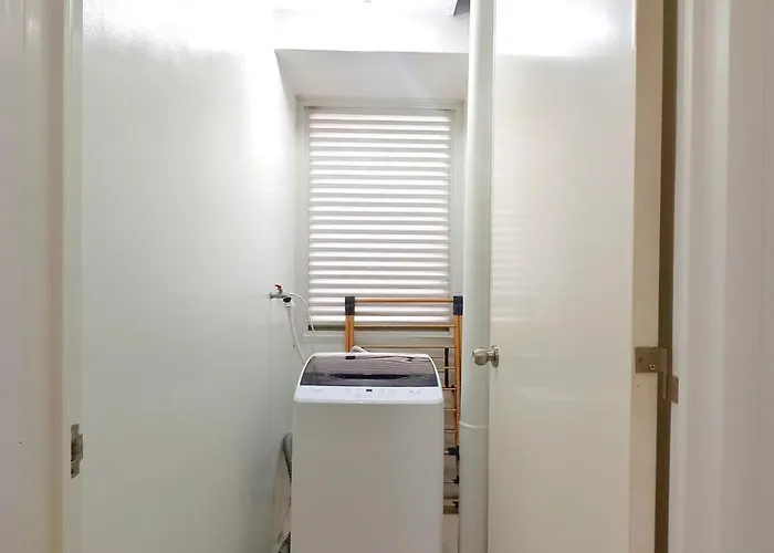 2215t2 Avida Towers It Park 1br Unit Queen Bed 4k Tv *