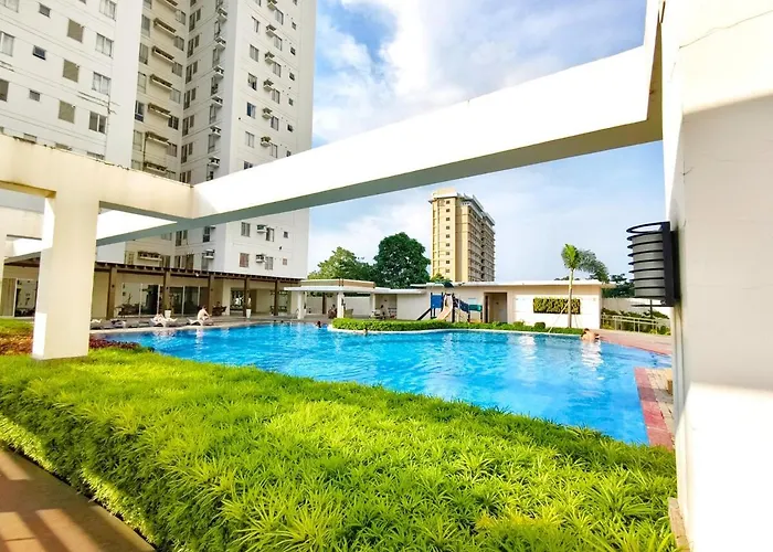 Apartment 2215t2 Avida Towers It Park 1br Unit Queen Bed 4k Tv *