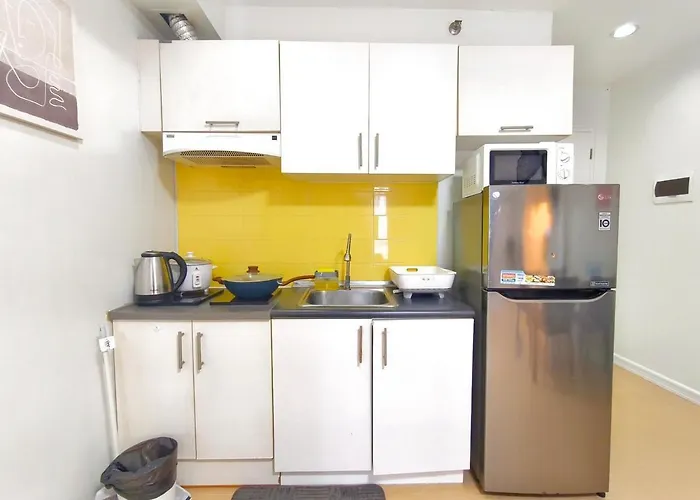 Apartment 2215t2 Avida Towers It Park 1br Unit Queen Bed 4k Tv